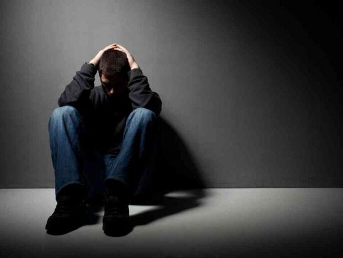 depresija pri moškem z zavrnitvijo alkohola
