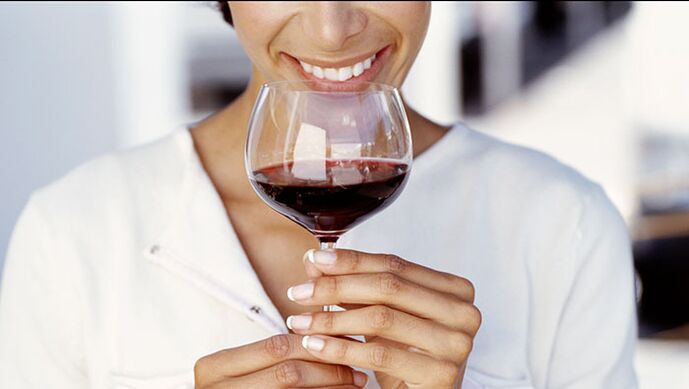 pitje vina med dieto je možno